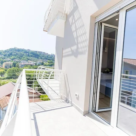 Daire Luxury Seaside Escape - Aurum