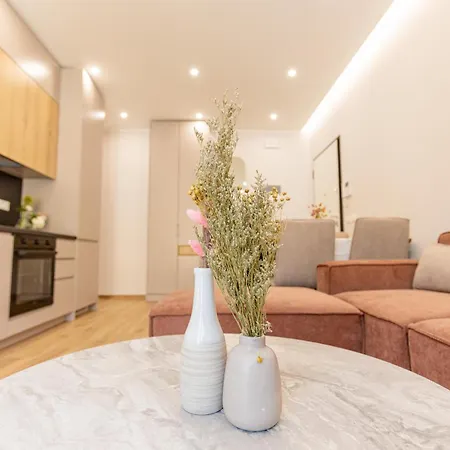 Luxury Seaside Escape - Aurum