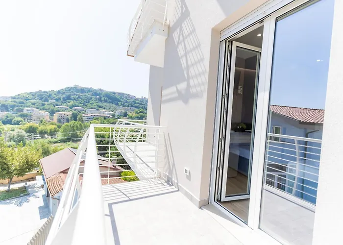 Daire Luxury Seaside Escape - Aurum