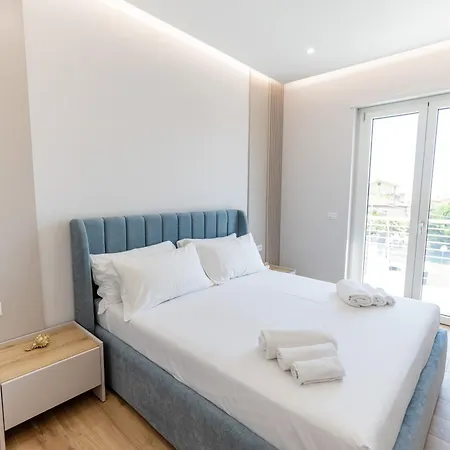 Luxury Seaside Escape - Aurum